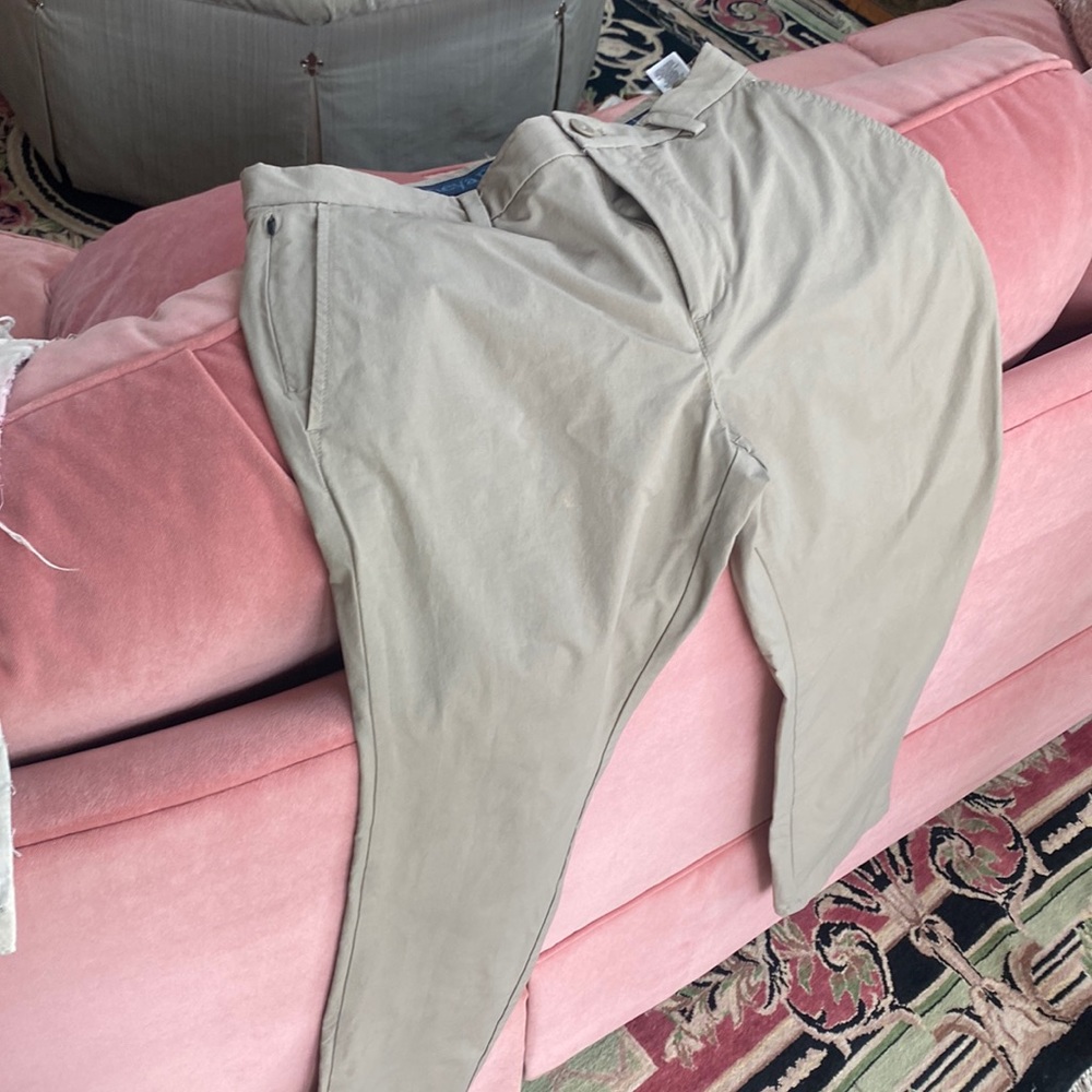 Vineyard Vine’s Men’s On The Go pants- Barely Worn size 32x32